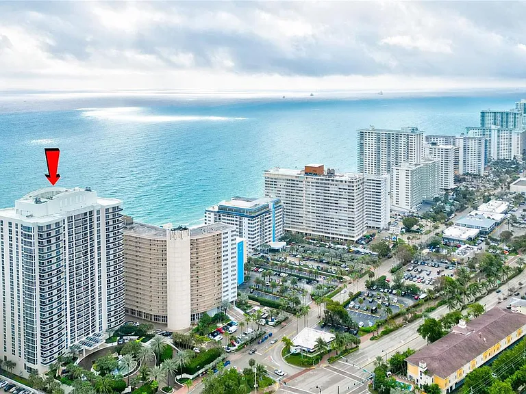 4240 Galt Ocean Dr #1006 — Photo 46