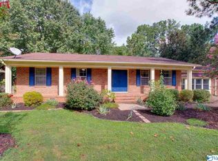 9915 Willow Cove Rd SE, Huntsville, AL 35802