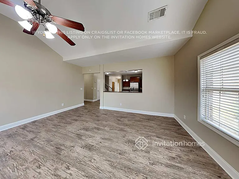 104 Pristine Dr — Photo 7