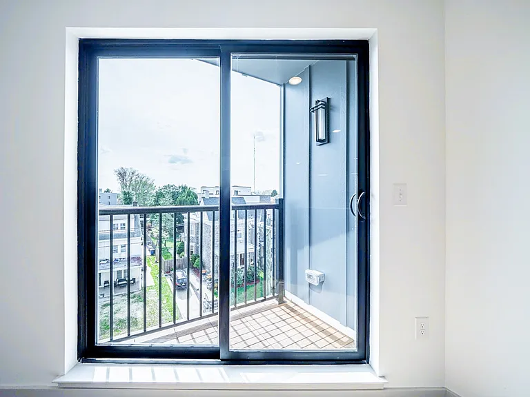 Emerald Heights — Photo 48