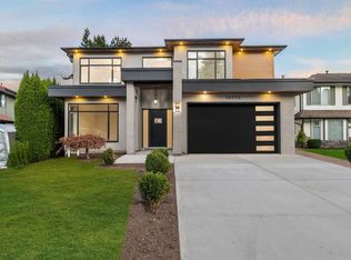 36074 Southridge Pl, Abbotsford, BC V3G1E2