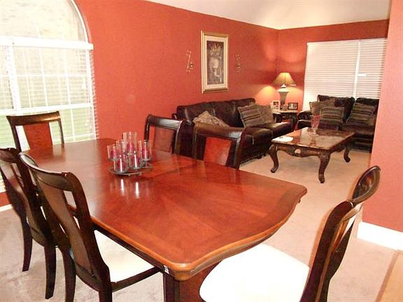 4th image of 1309 Pelham Ln