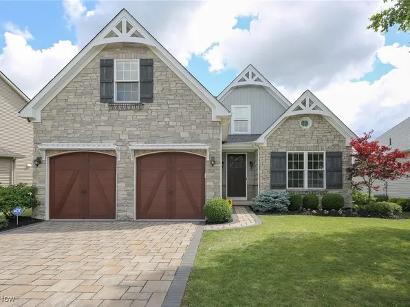 4233 Queens Gate, Avon, OH 44011