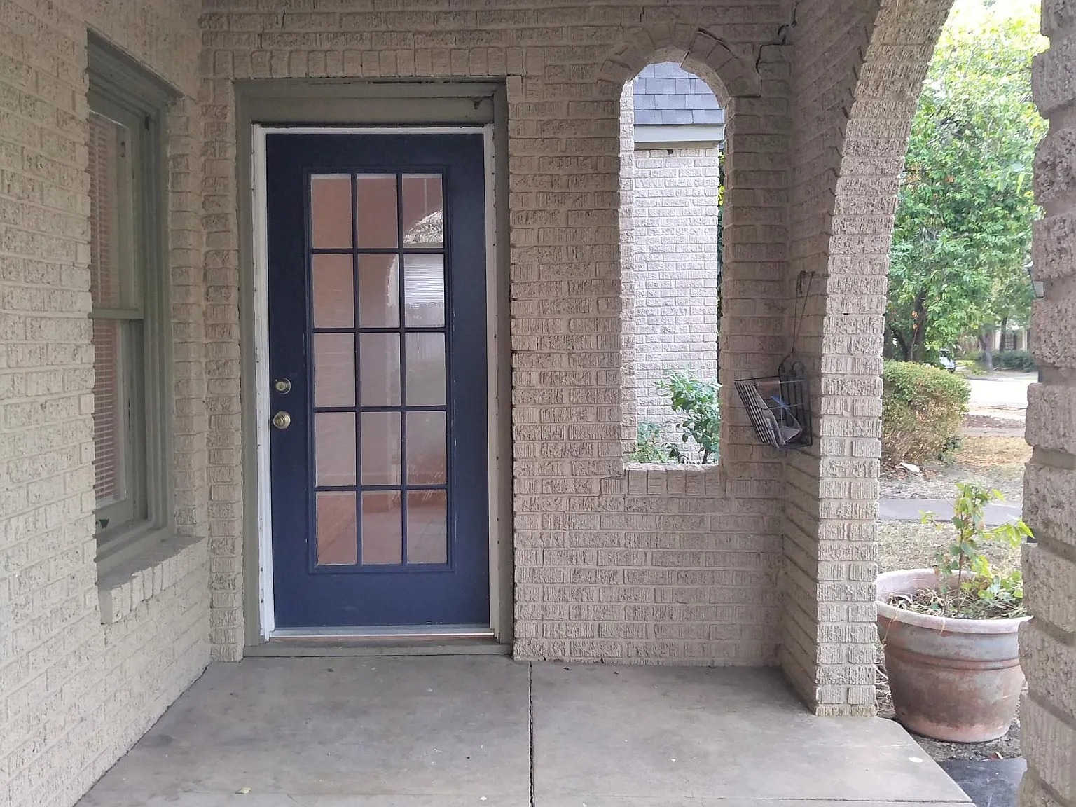 2 bed, 1300 sqft, $2,275 — Photo 2