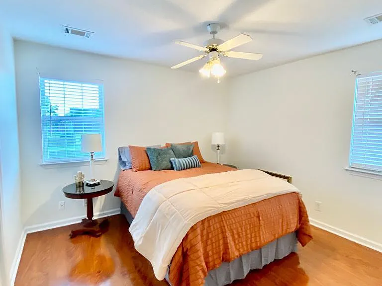 112 Myles Ln — Photo 10