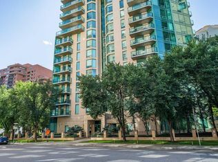 801 N 2nd Ave SW #802, Calgary, AB T2P 4Z9