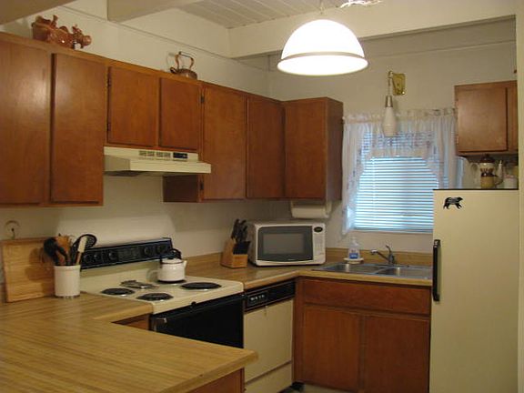 3rd image of 801 Northwood Blvd Unit 17