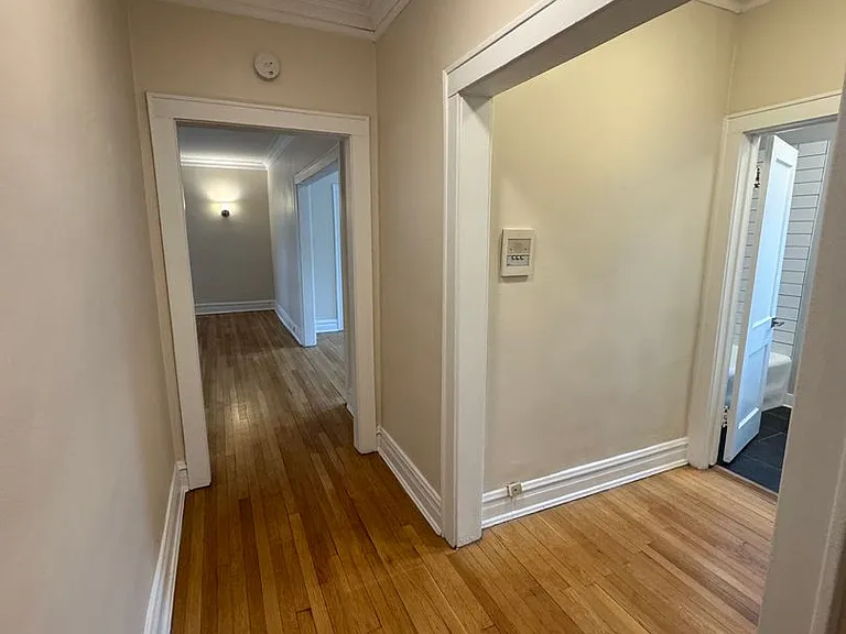 605 Hinman — Photo 22