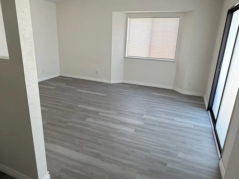 44002 Shad St — Photo 18