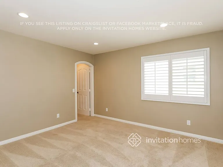 11042 Evergreen Loop — Photo 14