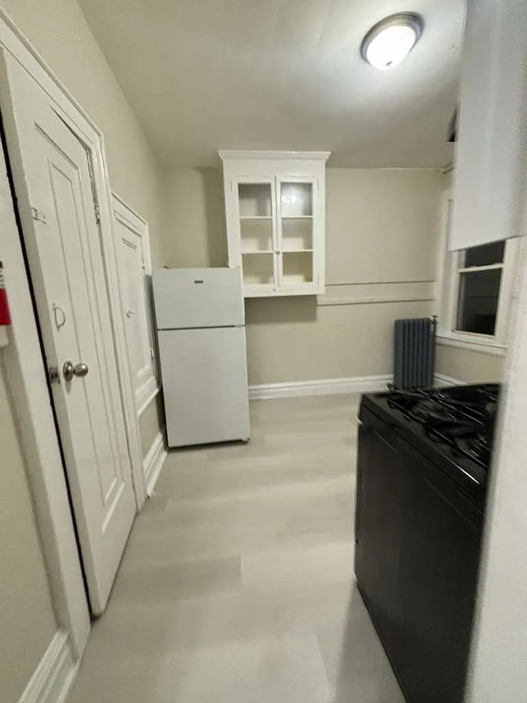1 bed, 650 sqft, $1,800 — Photo 4