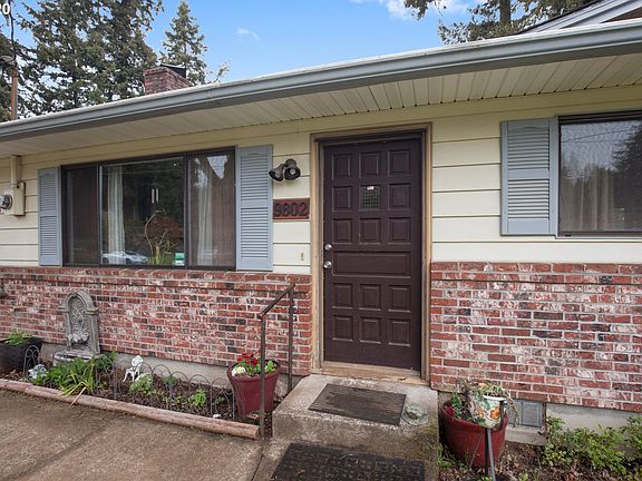 5th image of 9802 NE 60th St