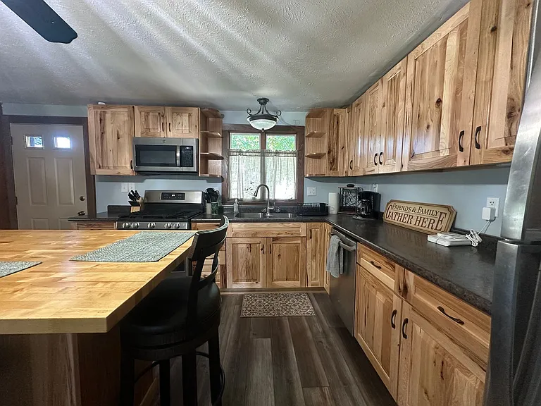 392 E Richardson Springs Rd — Photo 7
