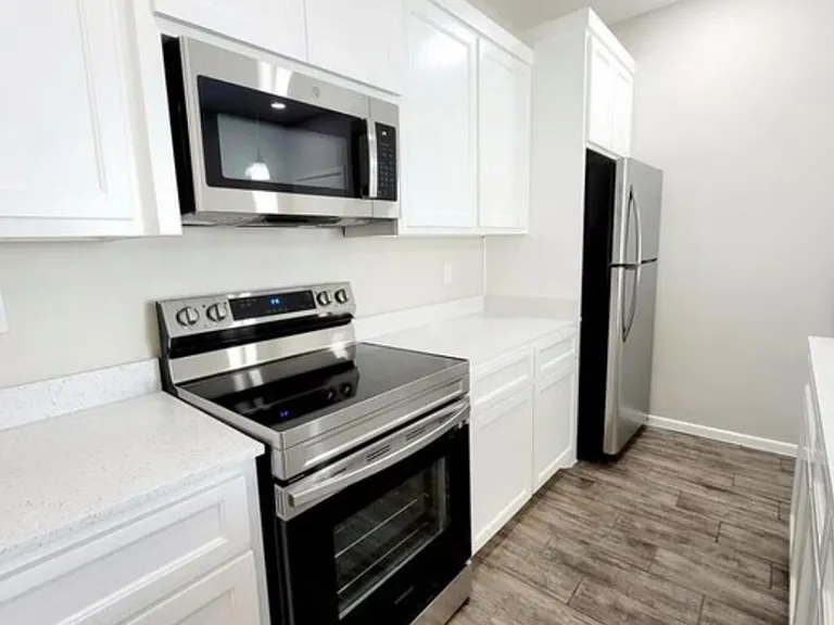 1304 Petri Dr — Photo 4