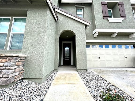 3rd image of 1314 Orchid Dr