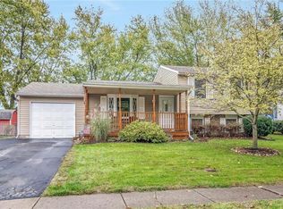 1711 Mutz Dr, Indianapolis, IN 46229