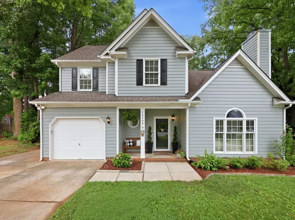 12109 Townmeade Ct, Raleigh, NC 27613