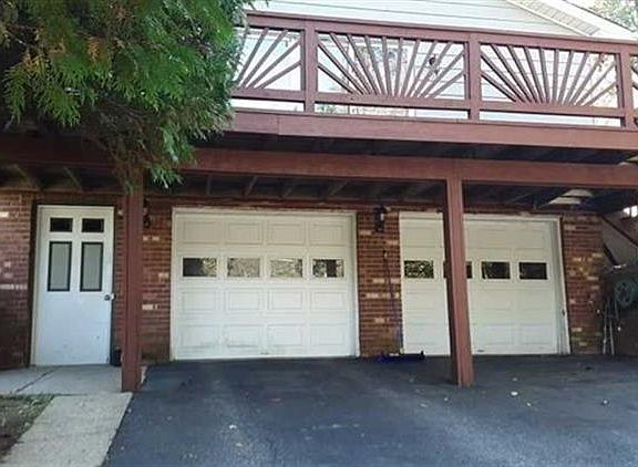 5th image of 31 Barry Dr N