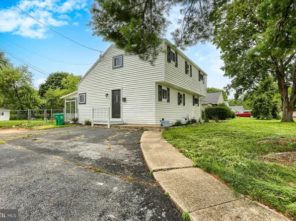 140 Glendale St, Carlisle, PA 17013