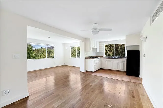 8729 Hollywood Hills Rd #A — Photo 2