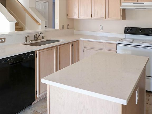 5th image of 1571 Brookstone Dr