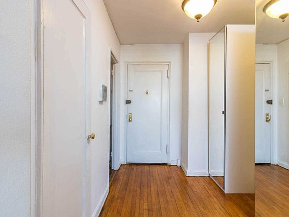 5th image of 3925 51st St APT 5E