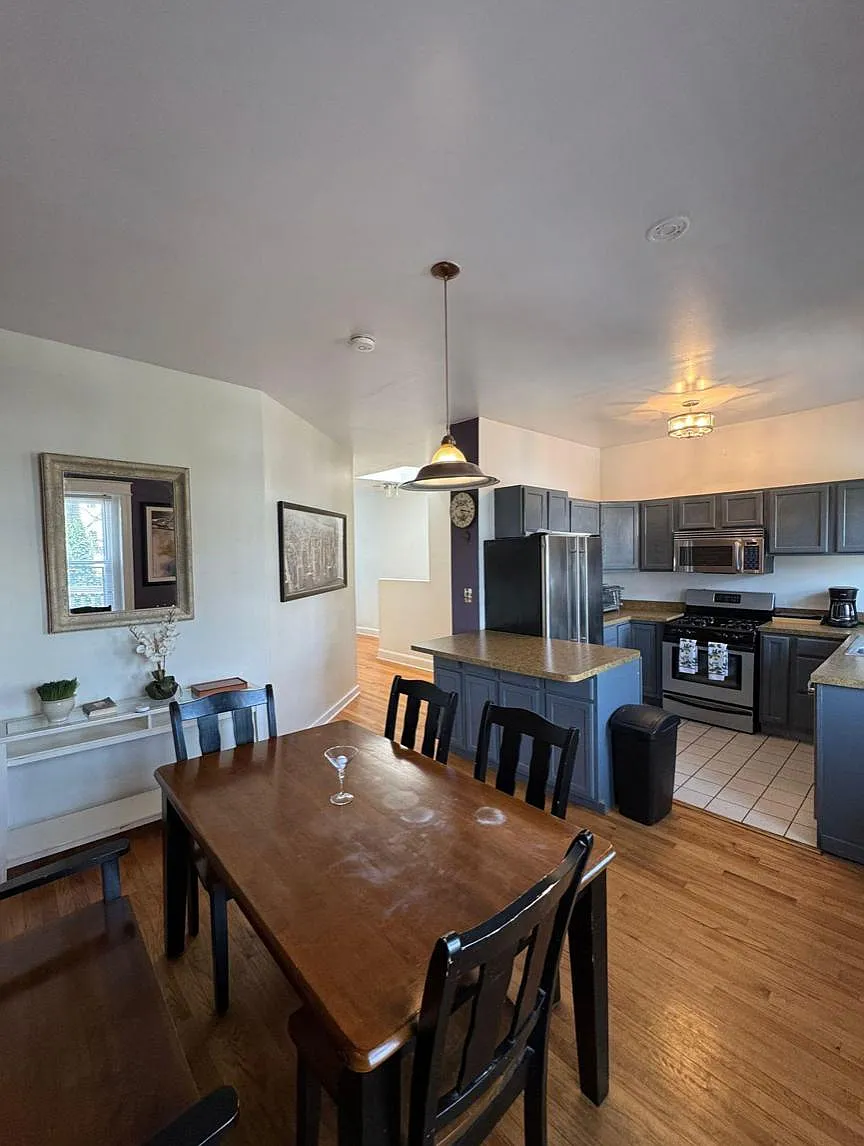 4 bed, 3.0 bath, 2603 sqft, $1,364 — Photo 4