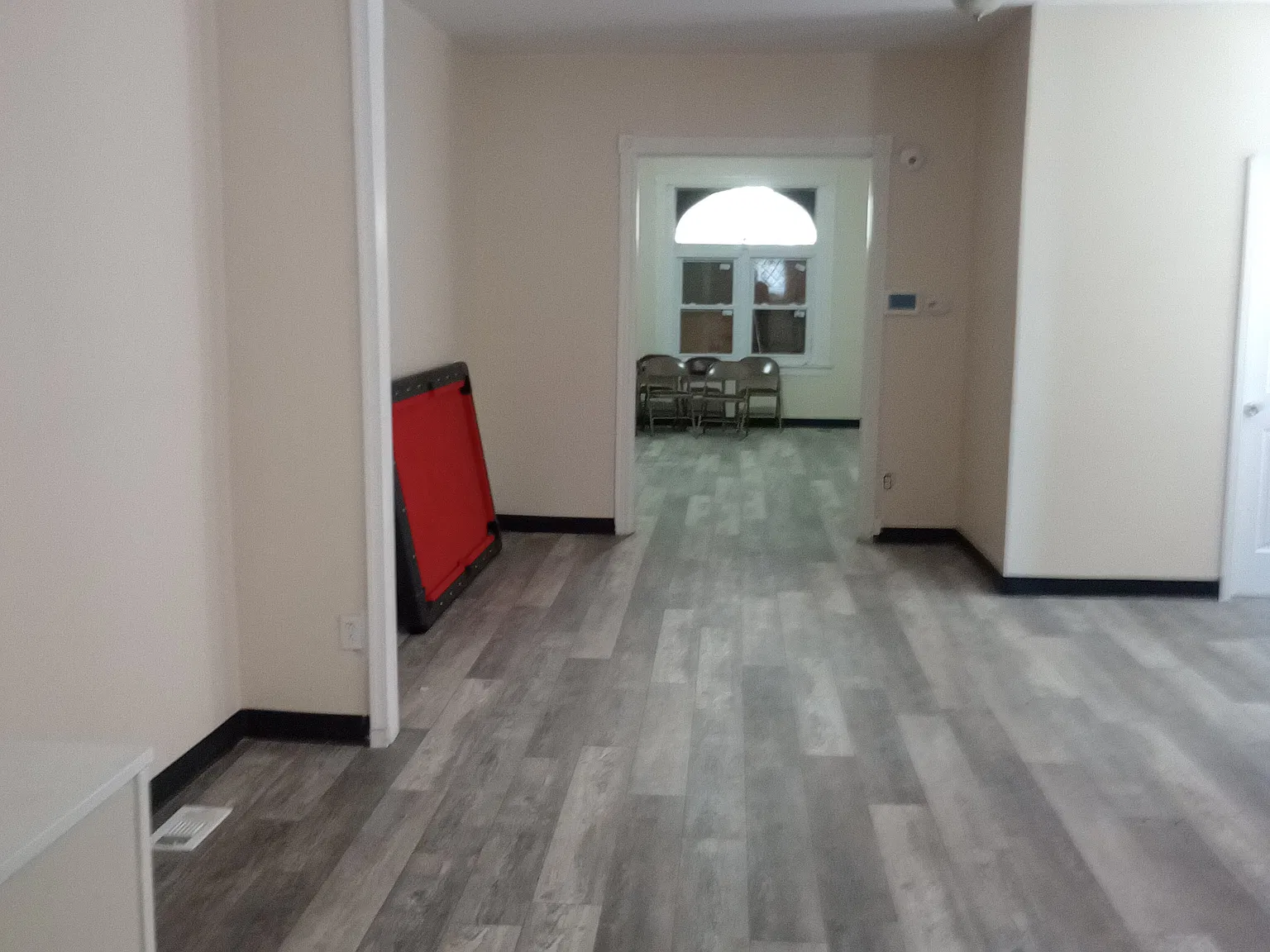 4 bed, 1.5 bath, 2069 sqft, $2,500 — Photo 2