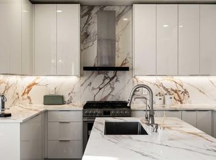 21 NE Canals Cv SW, Airdrie, AB T4B3E8