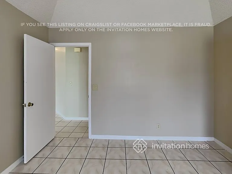 3754 Woods Walk Blvd — Photo 8