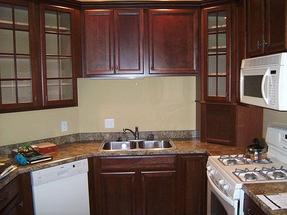 3rd image of 41 Wynfield Ln