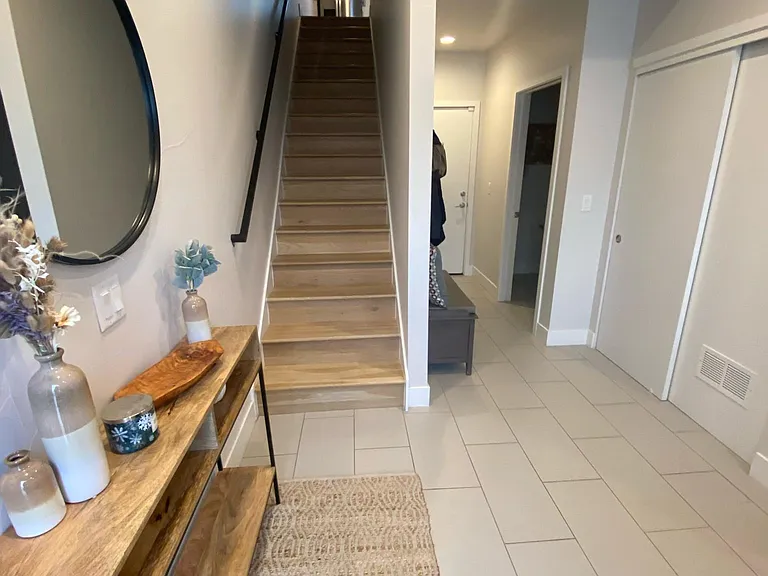 1810 Irving St #2 — Photo 17