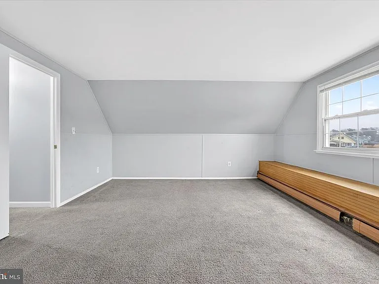 6 Sherwood Ln — Photo 10