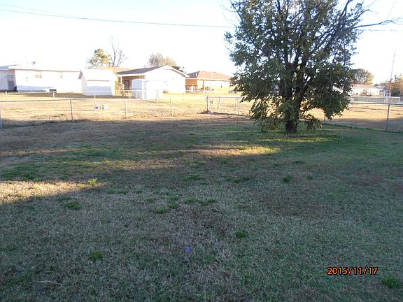 2nd image of 4805 NW Lindy Ave