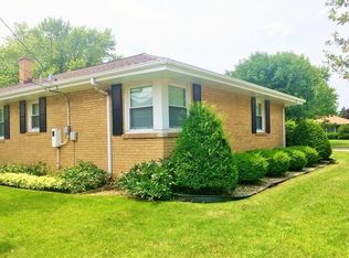 914 Westminster Rd, Joliet, IL 60435