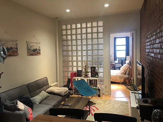 Rented by Friedman Roth Realty | media 8