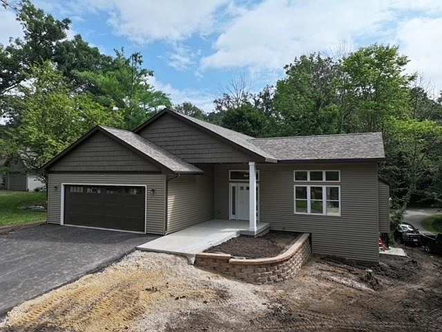 1st image of 3006 N Whitetail Ln #24