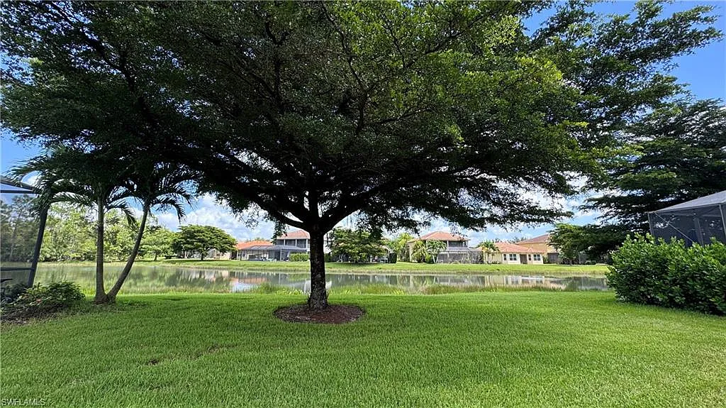 2 bed, 2.0 bath, 1669 sqft, $5,200 — Photo 3