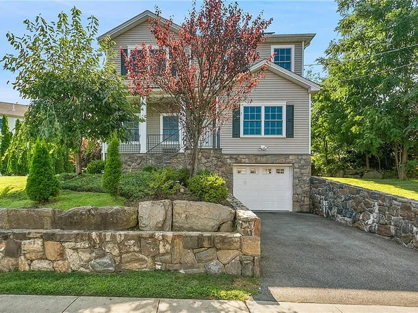 22 Petersville Road, New Rochelle, NY 10801
