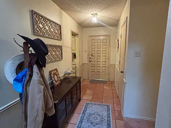 4th image of 5223 93rd St