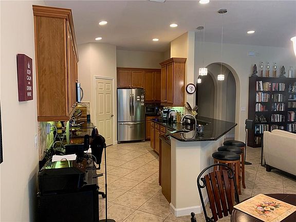 3rd image of 2782 W Brookfield Way
