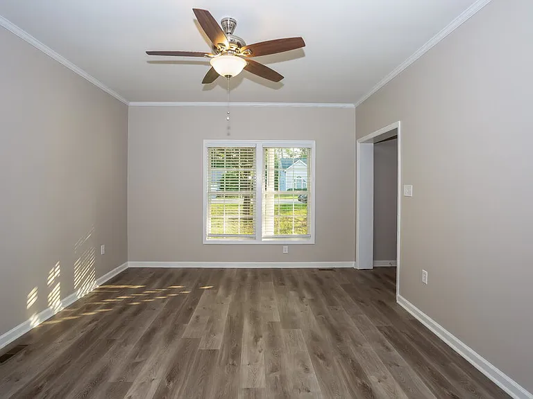 1042 Newfound Hollow Dr — Photo 5