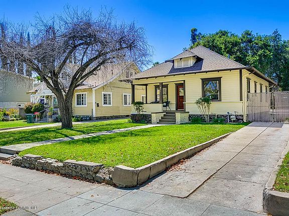 3rd image of 871 N Los Robles Ave