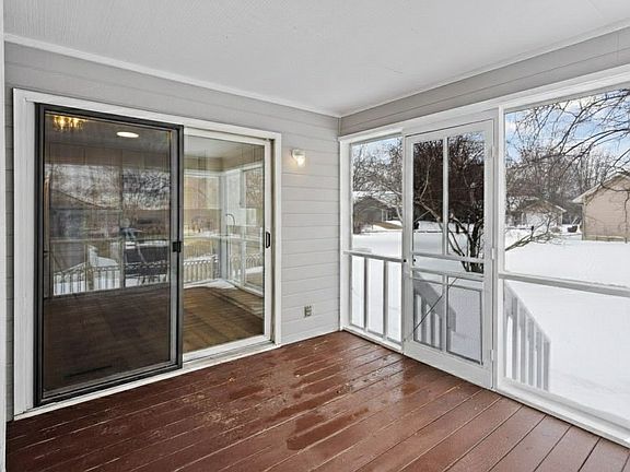 5th image of 7890 Grinnell Ct E