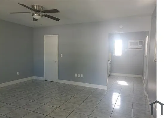 Studio, $1,450 — Photo 2
