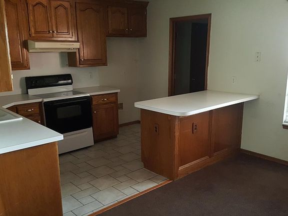 4th image of 13104 Almond Dr
