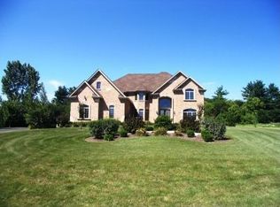 43W698 Willow Creek Dr, Elburn, IL 60119