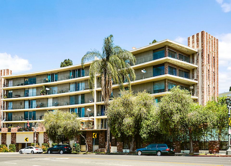 1st image of 2260 N Cahuenga Blvd APT 303