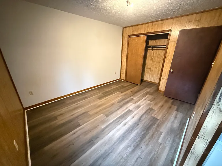 638 Melrose Dr #9 — Photo 4