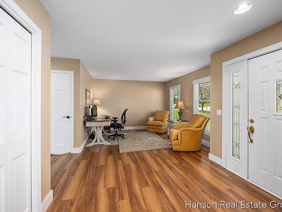 5th image of 1716 Riva Ridge Dr SE